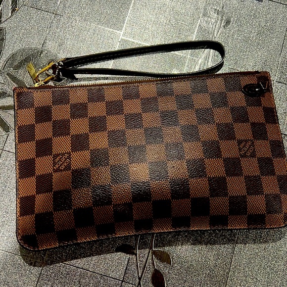 Louis Vuitton Handbags - AUTHENTIC LOUIS VUITTON CLUTCH BAG!!